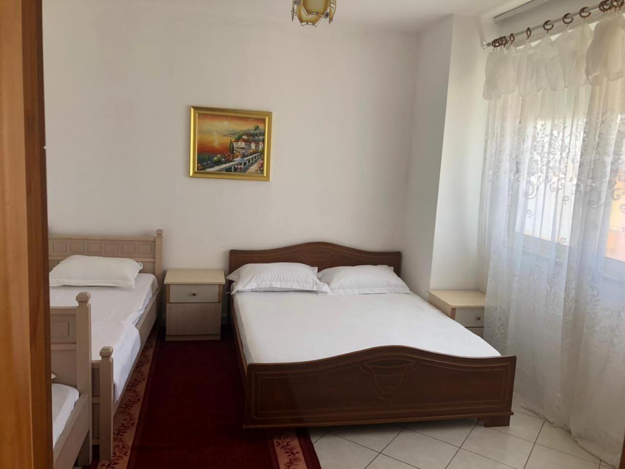 Seaside Apartment Best Durrës Eksteriør billede